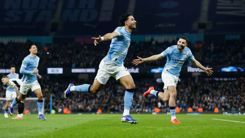 كأس الرابطة الإنجليزية: تألق مرموش يقود مانشستر سيتي لمواجهة أرسنال في النهائي