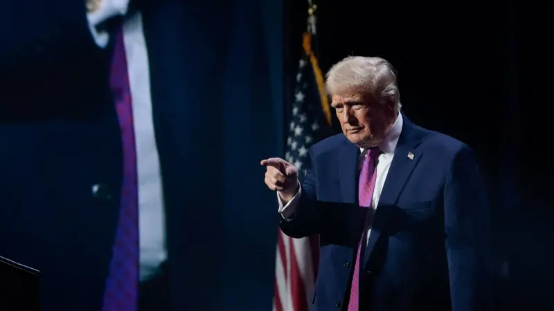 فيديو - ترامب يخاطب الإيرانيين بمنشور مثير للجدل