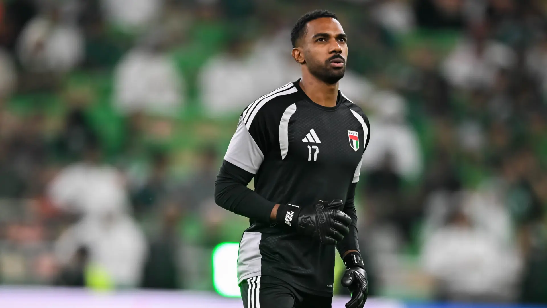 حارس مرمى منتخب الإمارات خالد عيسى (إكس) حارس مرمى منتخب الإمارات خالد عيسى (إكس)