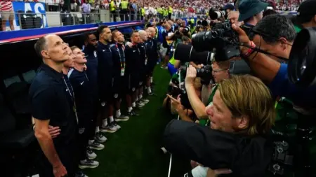 related_news_inside_blogsكأس العالم 2026 - توخل: المصورون أفسدوا لحظة خاصة.. وأطالب فيفا بالتدخل