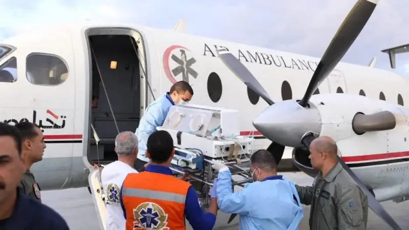 من الموت إلى الحياة.. رحلة "دقيقة وخطرة" لخدّج غزة