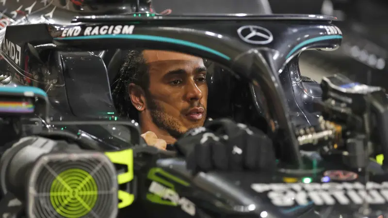 بعد مغادرته لفريق السباق.. هاميلتون يختار خليفته لقيادة مرسيدس