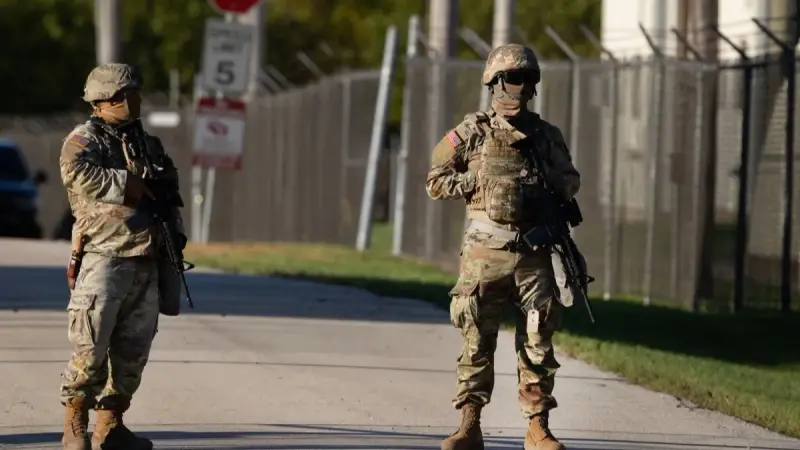 على الرغم من الاعتراضات.. ترامب يرسل الحرس الوطني إلى شيكاغو