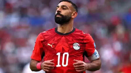 related_news_inside_blogs"معاك يا ملك".. نجوم الفن يساندون محمد صلاح بعد رسالته الأخيرة