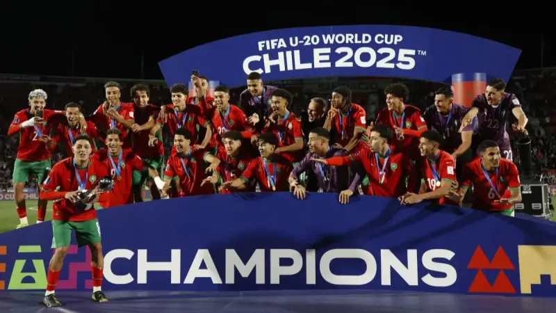 فوزي لقجع يكشف سر تتويج المغرب بمونديال الشباب.. دعم ملكي للتكوين الرياضي