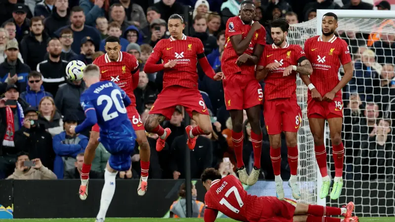 الريدز ينتقم.. ليفربول يعوق انتقال إبراهيما كوناتي إلى ريال مدريد