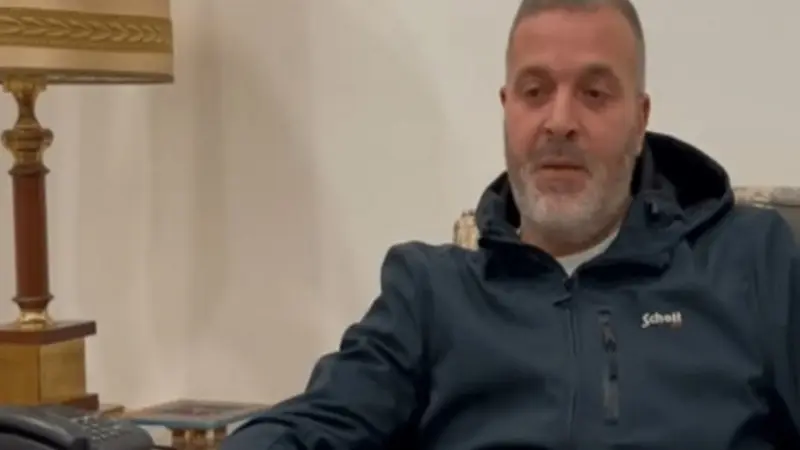 تصريحات صادمة لنجل فرحات مهني تفجر ضجة في الجزائر