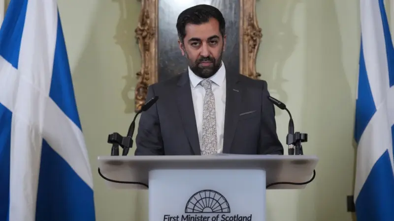 حمزة يوسف يستقيل من رئاسة الحكومة الإسكتلندية