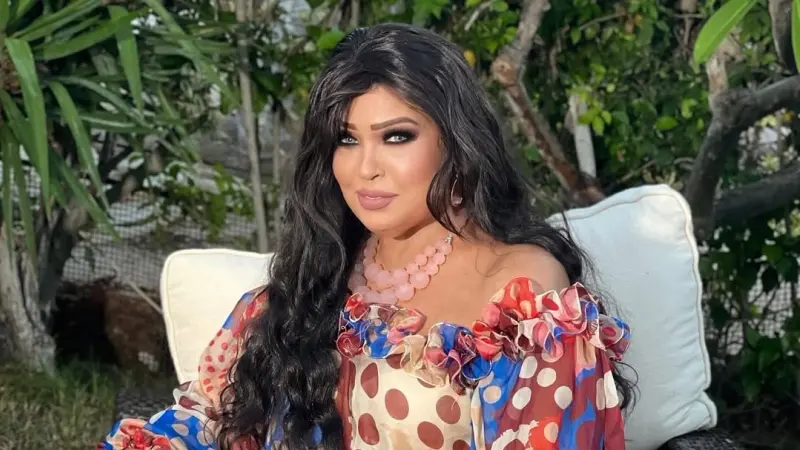 فيديو - فيفي عبده تشارك في ترند أغنية أحمد سعد "مكسرات"