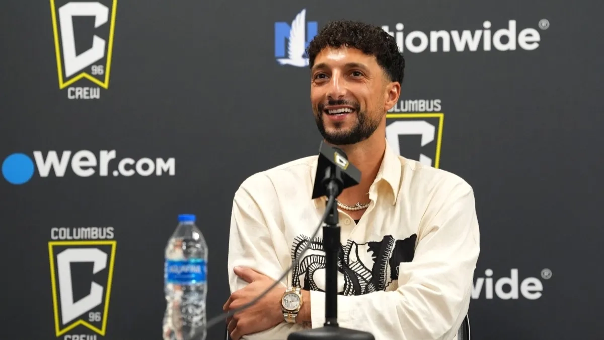 الأهلي يُخاطب كولمبوس كرو بشأن وسام أبو علي.. ما السبب؟ 