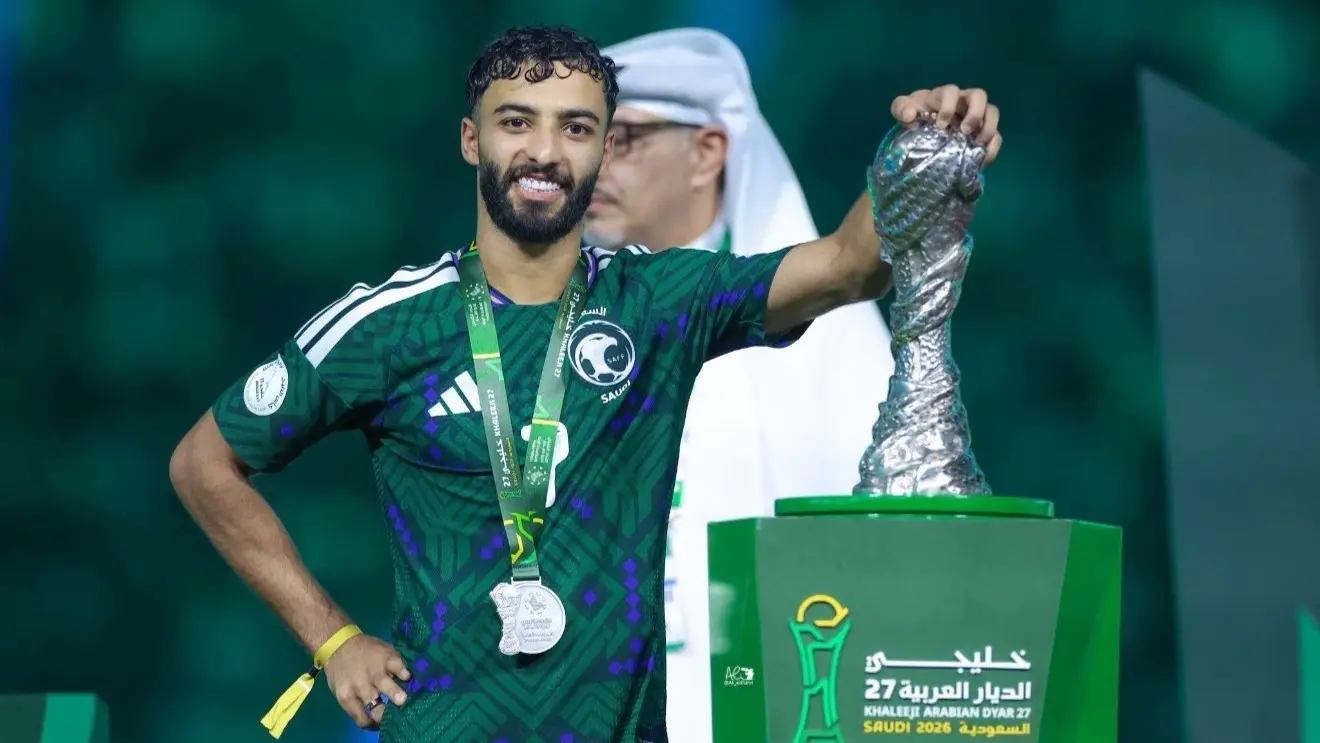 صالح أبو الشامات تألق مع المنتخب السعودي في كأس الخليج (إكس) صالح أبو الشامات تألق مع المنتخب السعودي في كأس الخليج (إكس)