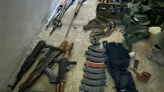 الجيش الإسرائيلي يضبط أسلحة خلال عمليات بجنوب سوريا