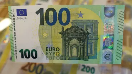 related_news_inside_blogsسعر اليورو مقابل الدينار الجزائري اليوم الخميس 28/5/2026 في السكوار.. هدوء العيد يضغط