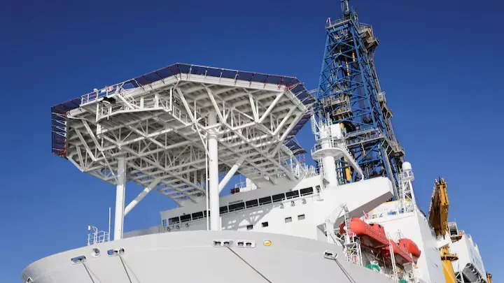 اليابان تنجح في استخراج المعادن الأرضية النادرة من أعماق البحار