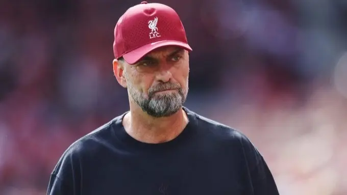 وعود بيريز تقرّب كلوب من تدريب ريال مدريد