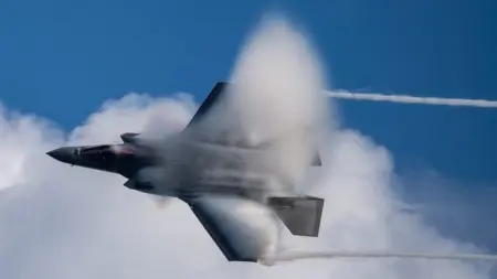 related_news_inside_blogsصور - ما حقيقة إسقاط طائرة إف-35 أميركية في إيران؟