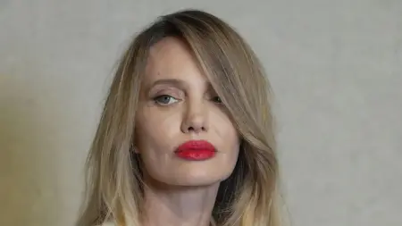 related_news_inside_blogsظهور صادم لأنجلينا جولي.. هل تعاني من أزمة صحية؟