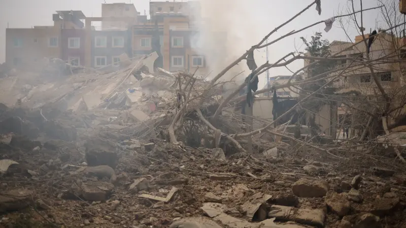 فيديو - الجيش الإسرائيلي يقصف مواقع قيادية لـ"فيلق القدس" في بيروت