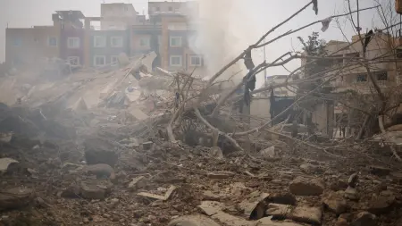 related_news_inside_blogsفيديو - الجيش الإسرائيلي يقصف مواقع قيادية لـ"فيلق القدس" في بيروت