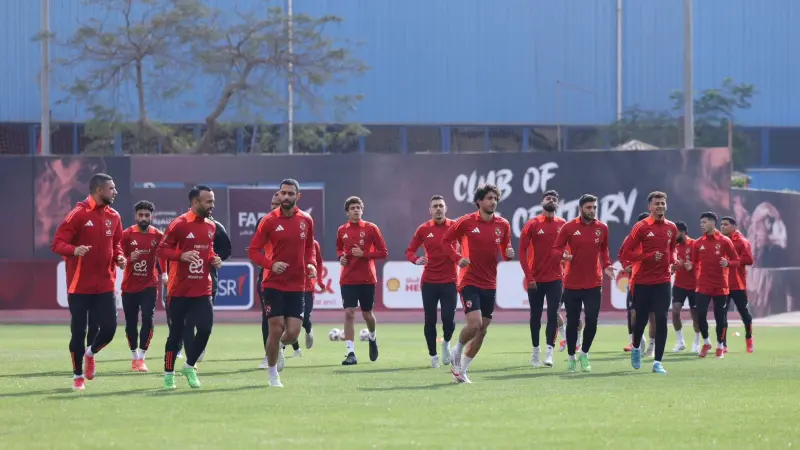 تشكيلة الأهلي اليوم والبدلاء أمام الإسماعيلي.. موقعة نارية في برج العرب