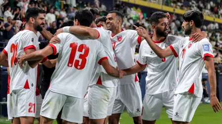 القنوات الناقلة لمباراة الأردن ضد الإمارات في كأس العرب 2025 مع الموعد