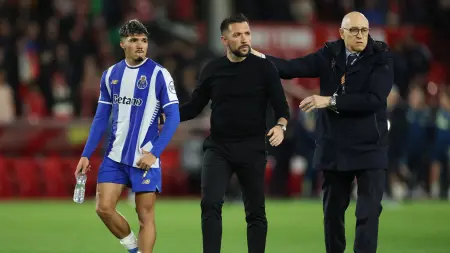 related_news_inside_blogsالقنوات الناقلة لمباراة بورتو ضد سبورتينغ لشبونة اليوم في كأس البرتغال مع الموعد والتشكيلة