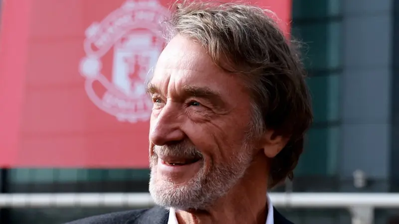 الرسالة الأولى من جيم راتكليف لجماهير مانشستر يونايتد بعد الاستحواذ على النادي