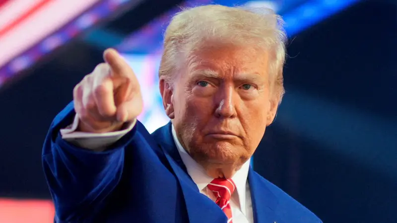 تسوية أم محاكمة.. كيف يمكن أن تُحسم دعوى ترامب ضد "جيه بي مورغان"؟