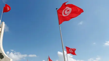 related_news_inside_blogsتونس تستدعي السفيرة الفرنسية احتجاجا على مقابلة مع المنصف المرزوقي