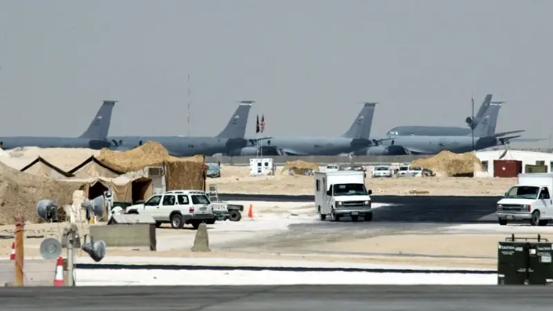"رويترز": إبلاغ أفراد بمغادرة قاعدة العديد من دون تعليق أميركي