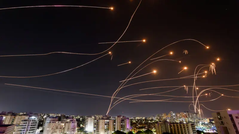 القبة الحديدة الإسرائيلية تواجه اختبارا صعبا أمام الصواريخ الإيرانية