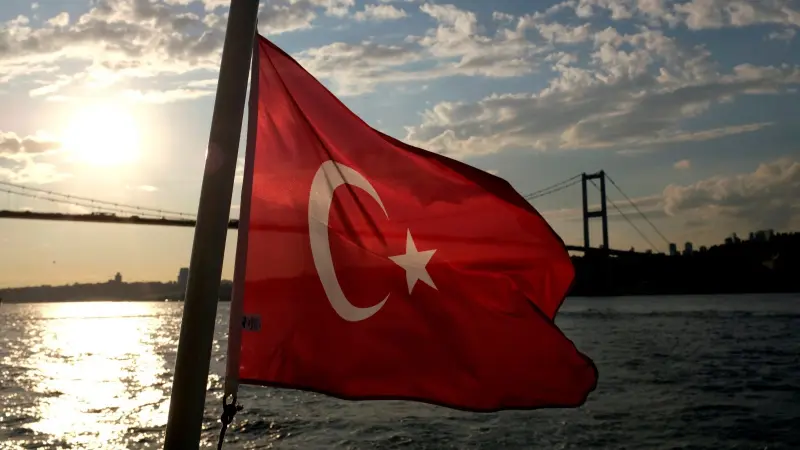 لجنة برلمانية تركية توصي بإعادة دمج المقاتلين الأكراد بالمجتمع