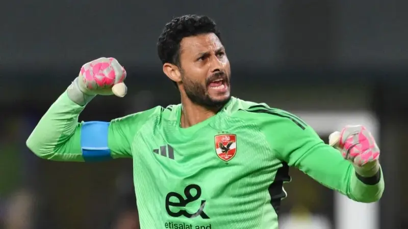 فيديو - سبب طرد محمد الشناوي بعد نهاية مباراة الأهلي وسيراميكا كليوباترا