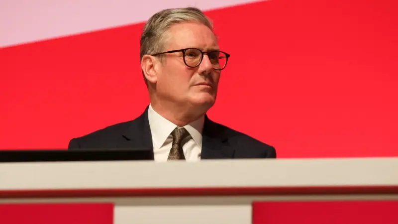 خلال مؤتمر حزب العمال.. ستارمر يتعرض لضغوط بسبب مدفوعات وتبرعات