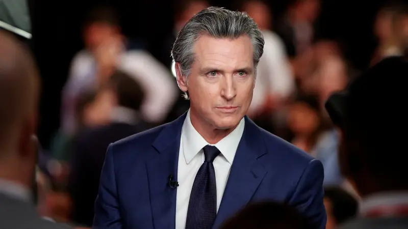 بسبب نشر الحرس الوطني.. حاكم كاليفورنيا يهدد بمقاضاة إدارة ترامب