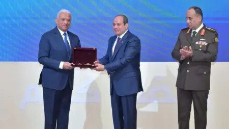 related_news_inside_blogsمن هو عبد المجيد صقر الذي عيّن مساعدا للسيسي؟