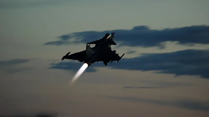 بولندا تعزز دفاعاتها الجوية بعد الضربات الروسية على أوكرانيا