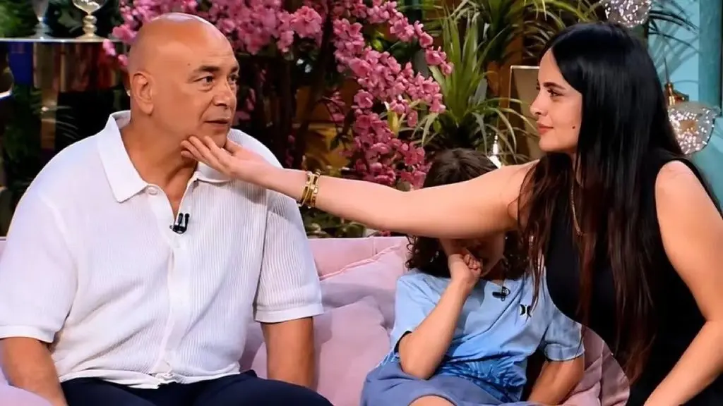 اتفاق بين حسام حسن وزوجته على الطلاق (إكس) اتفاق بين حسام حسن وزوجته على الطلاق (إكس)