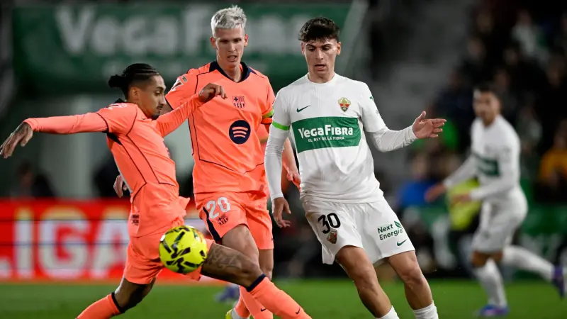 بث مباشر - مباراة برشلونة ضد إلتشي في الدوري الإسباني لحظة بلحظة