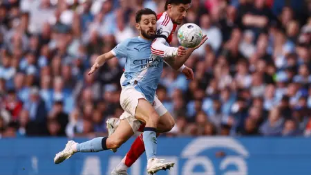 related_news_inside_blogsحقيقة مفاوضات برشلونة مع بيرناردو سيلفا.. رغبة غير متبادلة