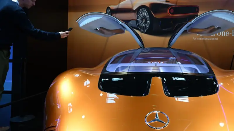 صور - "تيسلا" تخطف الأضواء في معرض ميونيخ للسيارات