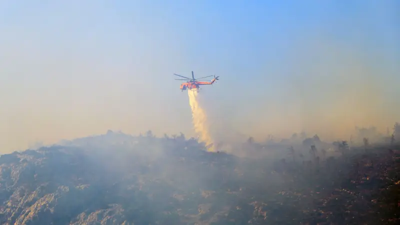 فيديو وصور - حرائق الغابات تستعرّ في تركيا واليونان