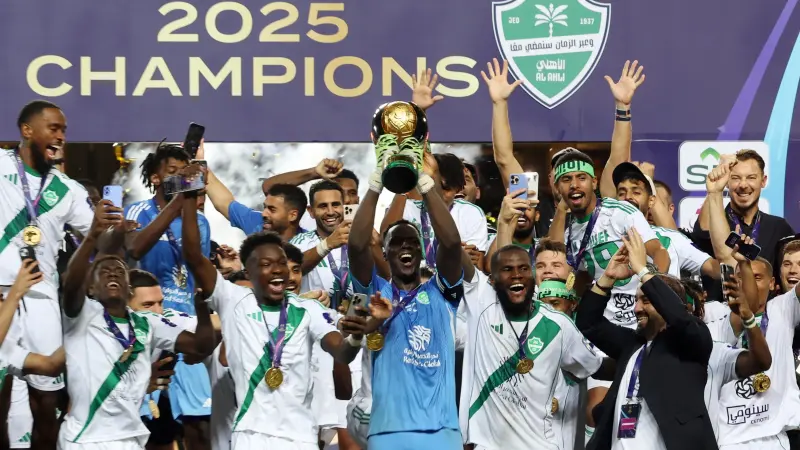 جدول مواعيد مباريات اليوم الاثنين 13/04/2026 والقنوات الناقلة والمعلقين