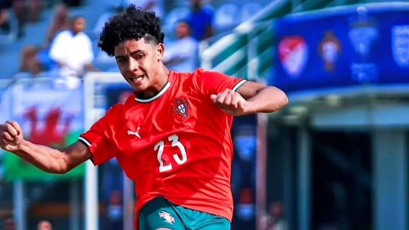 فيديو - كريستيانو رونالدو جونيور يسجل هدفه الأول مع منتخب البرتغال للناشئين