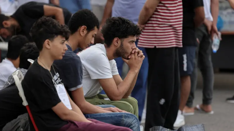 مأساة غرق السفينة قبالة اليونان.. ناجيان يرويان ما حدث