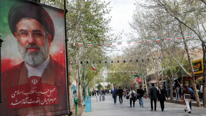 المشهد باختصار: تحركات عسكرية أميركية بهرمز.. وخامنئي في وضع صحي خطير