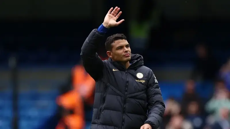 بعد إعلان الرحيل عن تشيلسي.. سيلفا يعود إلى مسقط رأسه في البرازيل