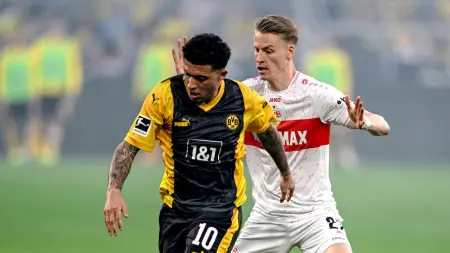 related_news_inside_blogsصراع الوصافة.. هل ينجح دورتموند في إيقاف هيمنة شتوتغارت؟