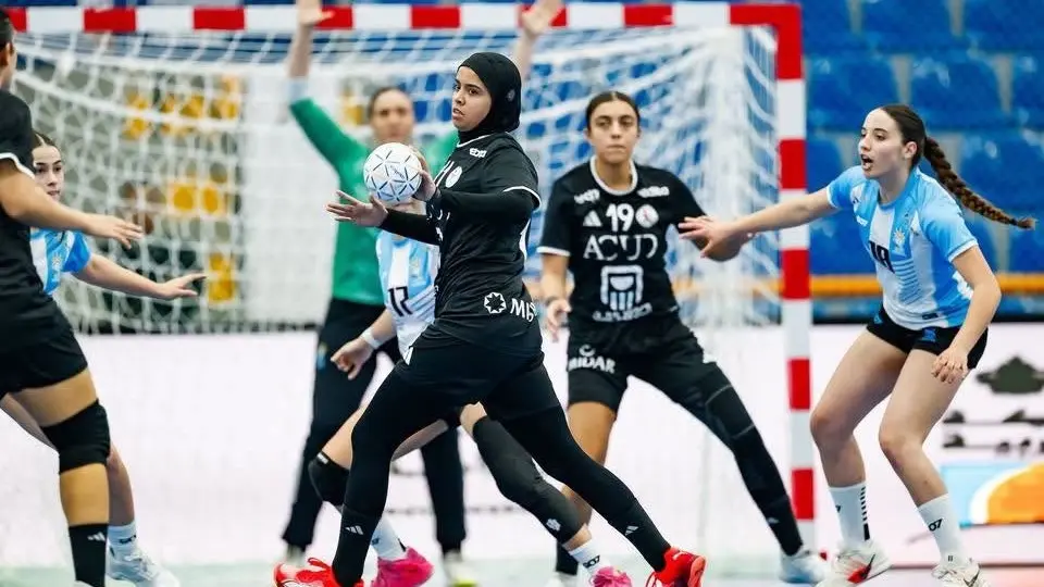 منتخب مصر لكرة اليد يحقق انتصاره الـ2 في مونديال الناشئات (فيسبوك) منتخب مصر لكرة اليد يحقق انتصاره الـ2 في مونديال الناشئات (فيسبوك)