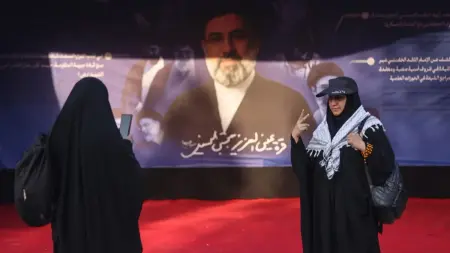 مسؤولون أميركيون: قادة الحرس الثوري يتصارعون على حكم إيران